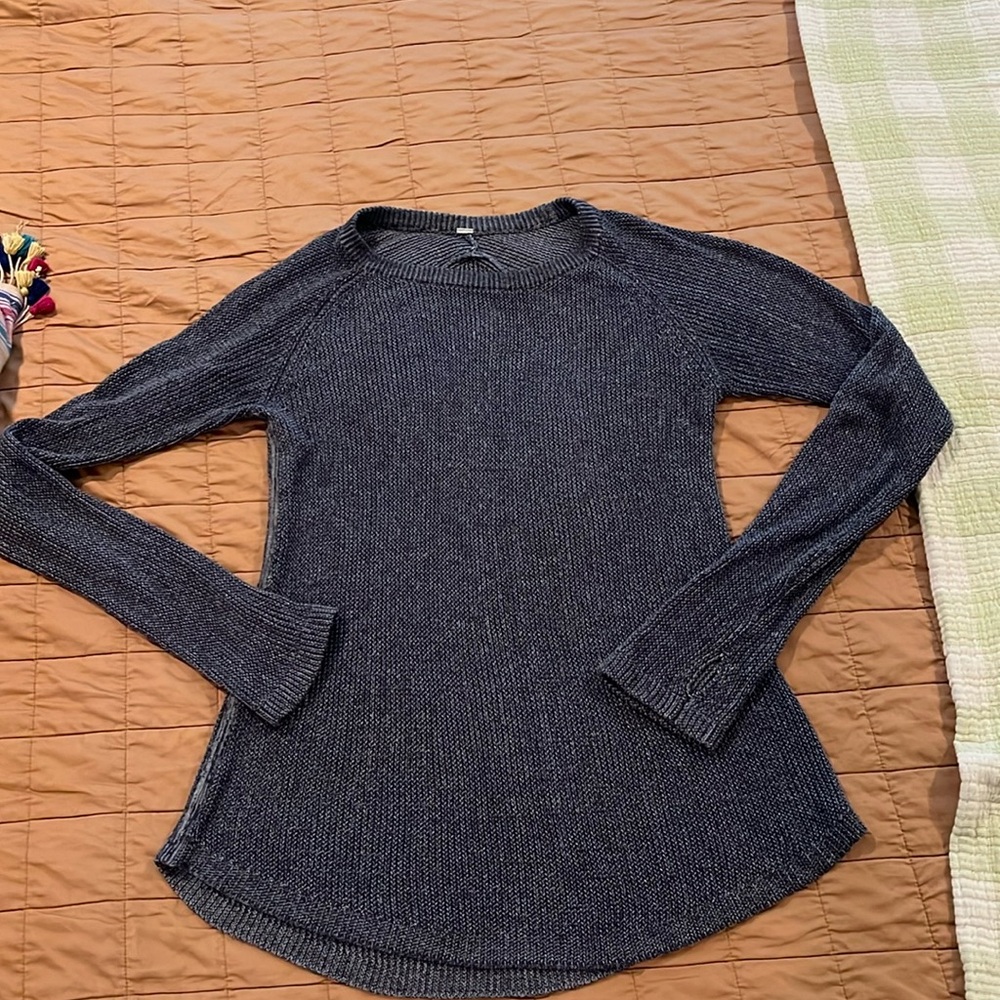 Lululemon cashmere cotton blend sweater